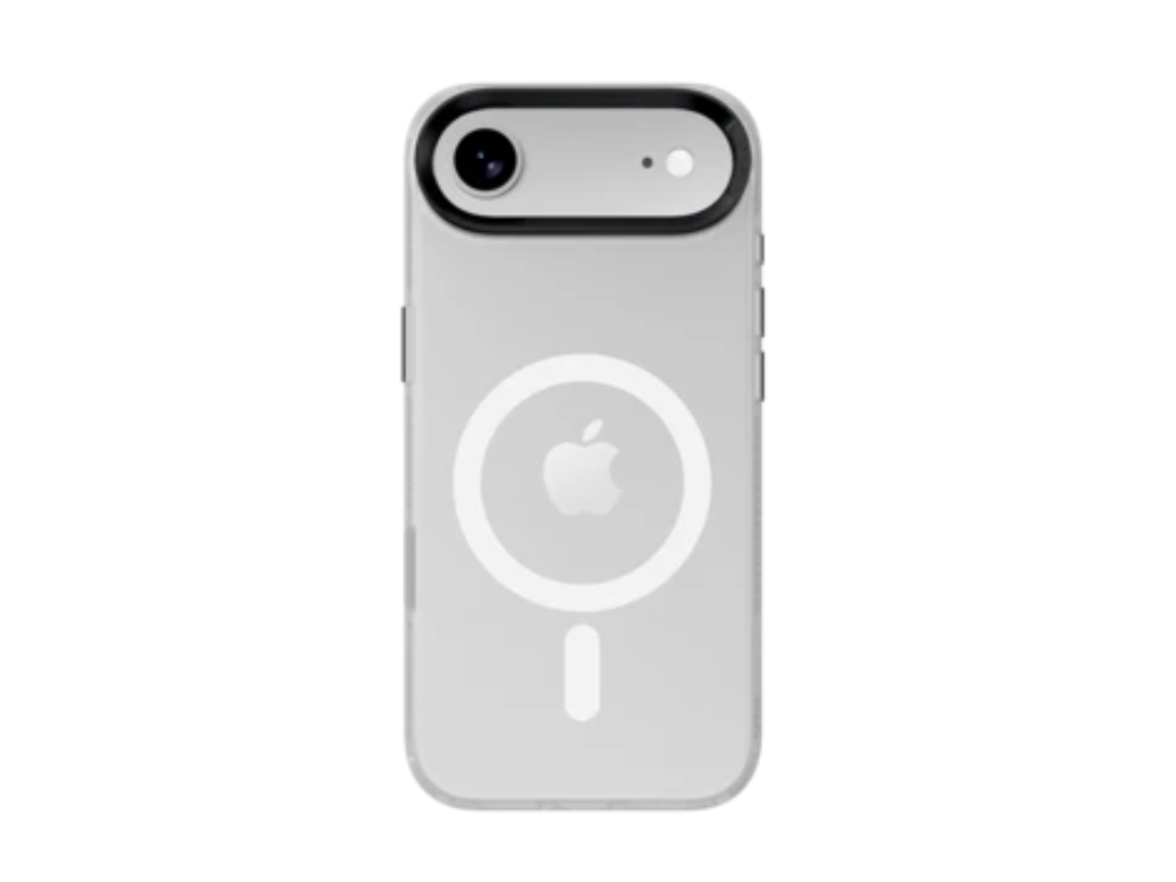 Buy Benks Lucid Armor MagSafe Case for iPhone 17 Air – White | in Qatar Buy Benks Lucid Armor MagSafe Case for iPhone 17 Air – White | in Qatar